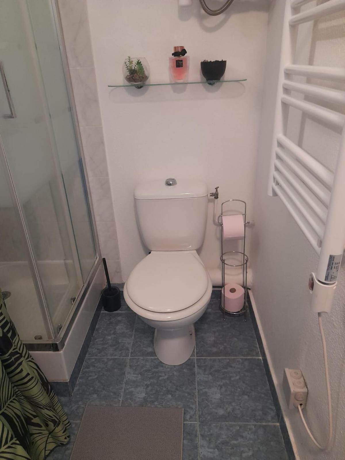 Ferienwohnung Studio Climatise, Lumineux A 5 Min De La Promenade Des Anglais Nizza Exterior foto